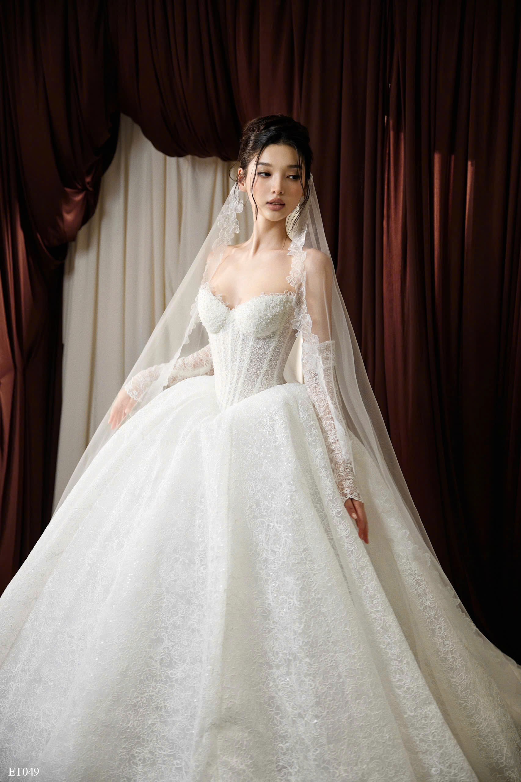 Váy cưới – VIP-02